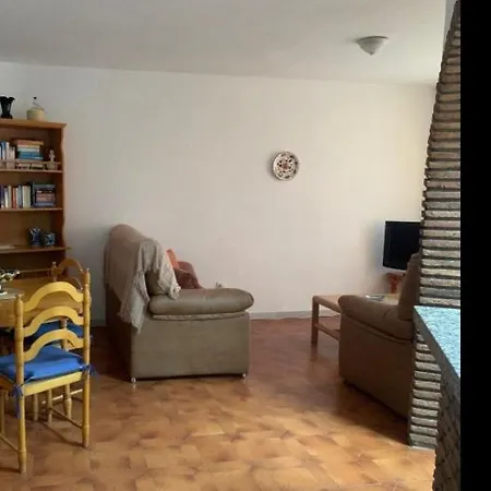 Palmeras 10 - 2 Bed With Pool- Lual Apartamento
